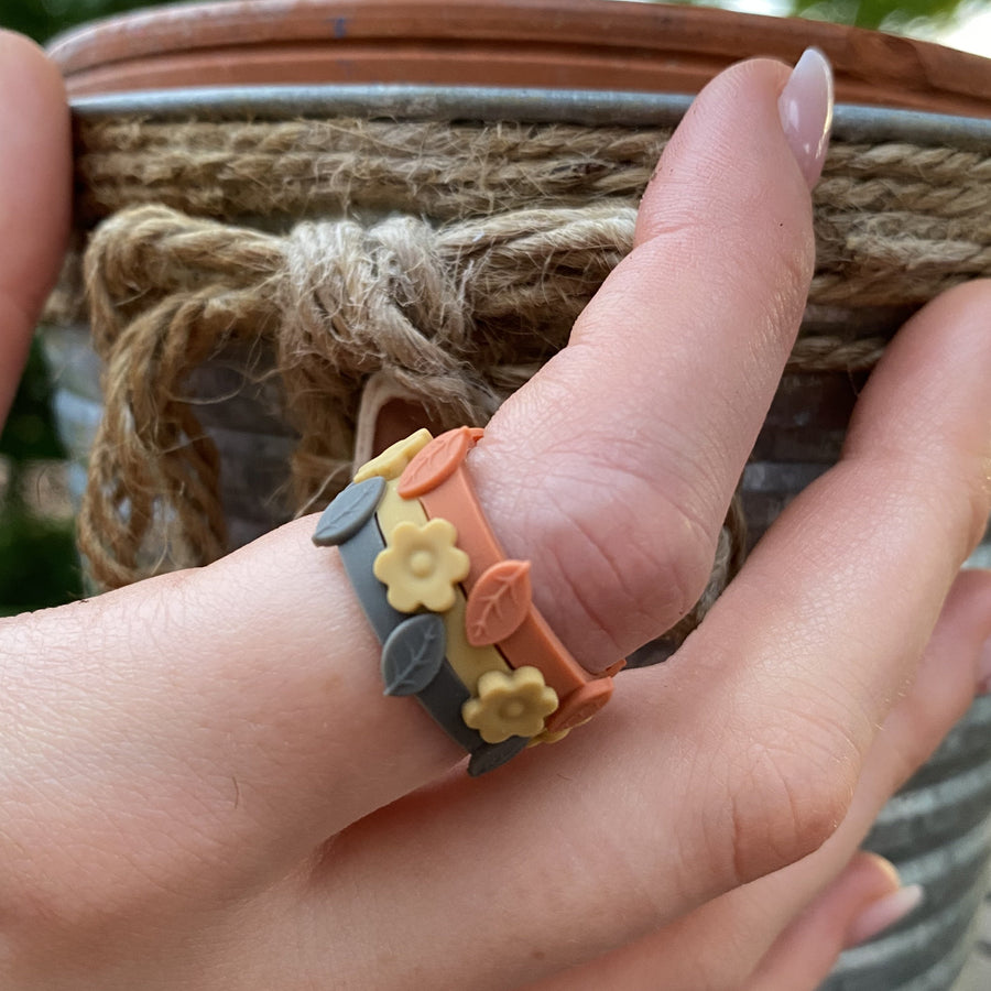 Bundle Flower Leaf Maple Nestable Ring Sandstone Stone Terra-Cotta Silicone Ring